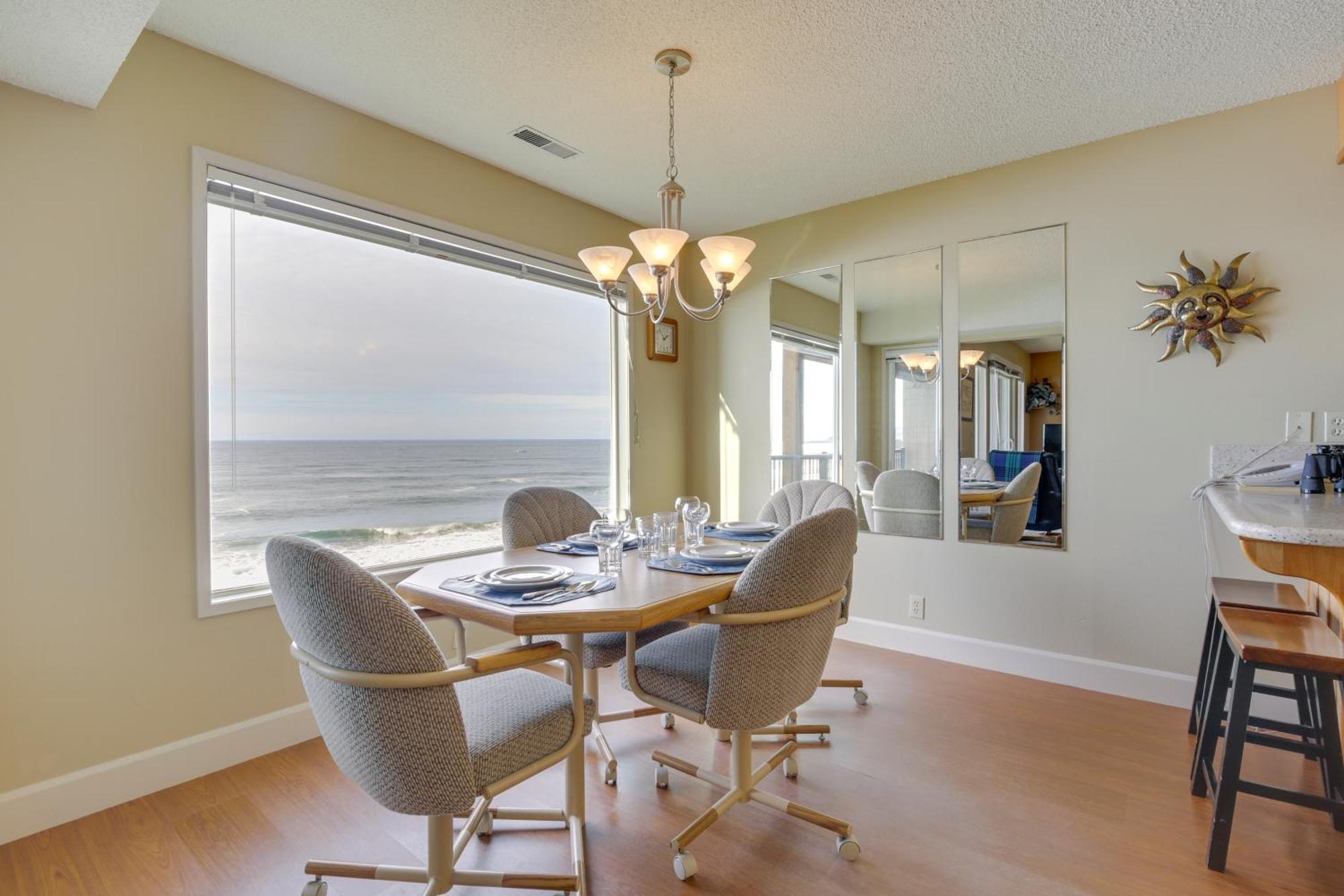 Comfortable Lincoln City Condo With Patio And Views! Экстерьер фото