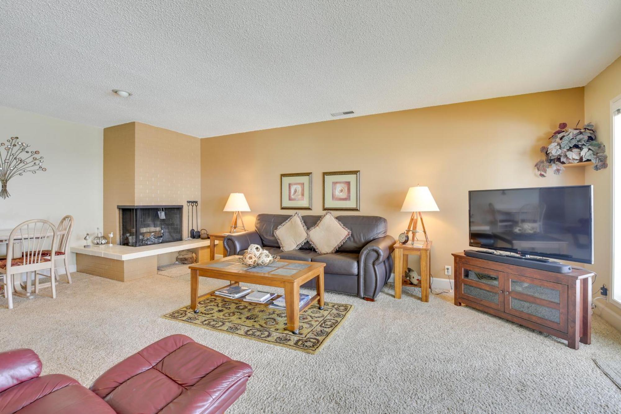 Comfortable Lincoln City Condo With Patio And Views! Экстерьер фото